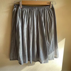 Charlotte Russe Silver Metallic Irredescent Skirt. Pull-on  Elastic Waist. Small